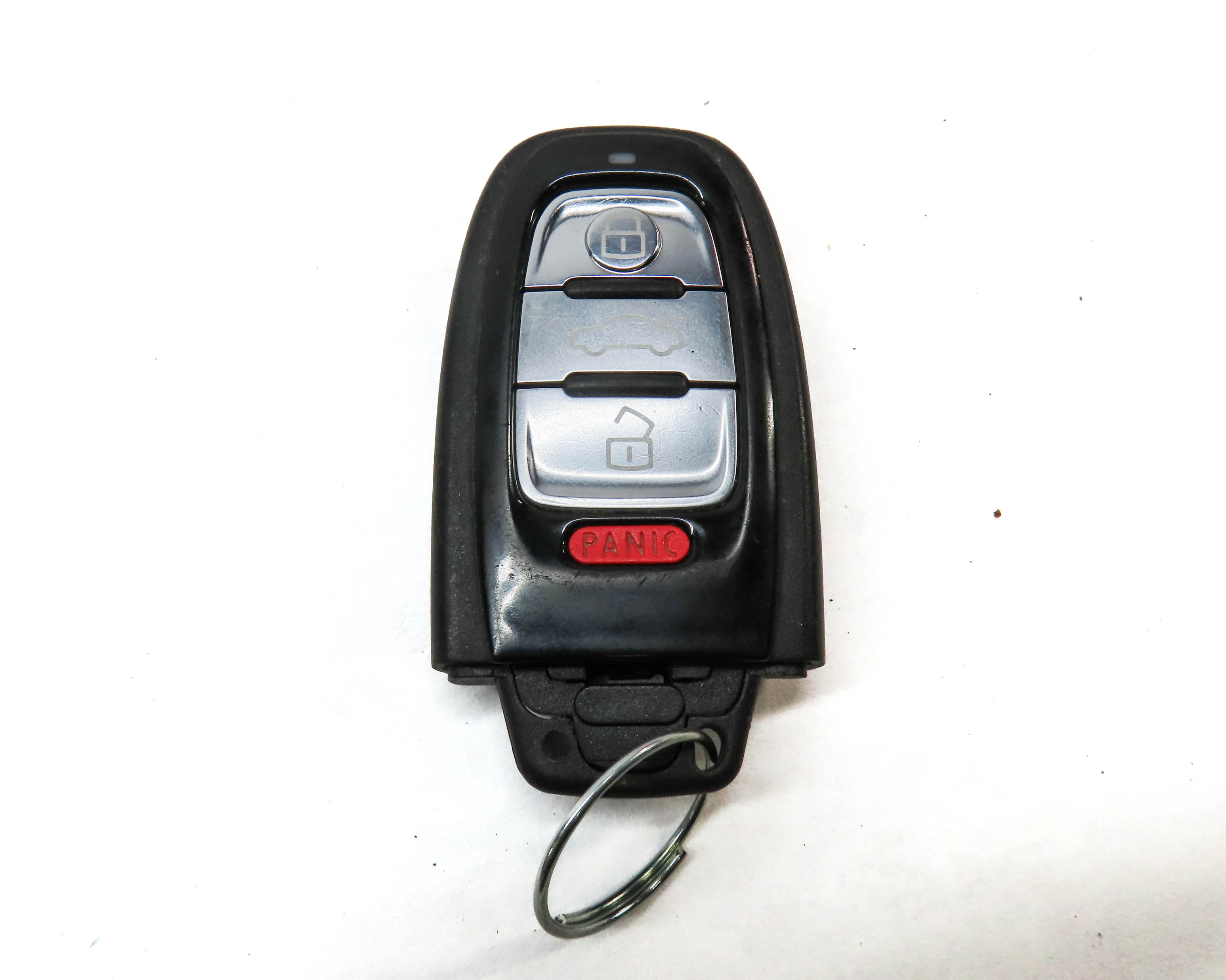 2012 AUDI A8 (D4 4H) KEY FOB — exact item pictured
